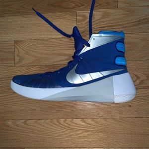 2015 Nike Hyperdunk